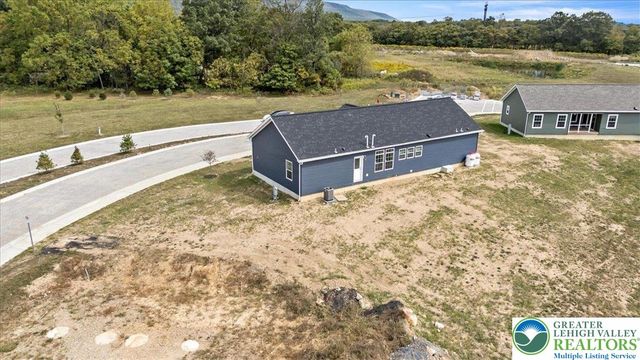 3983 Hastings Road, Lehigh Twp, PA 18088