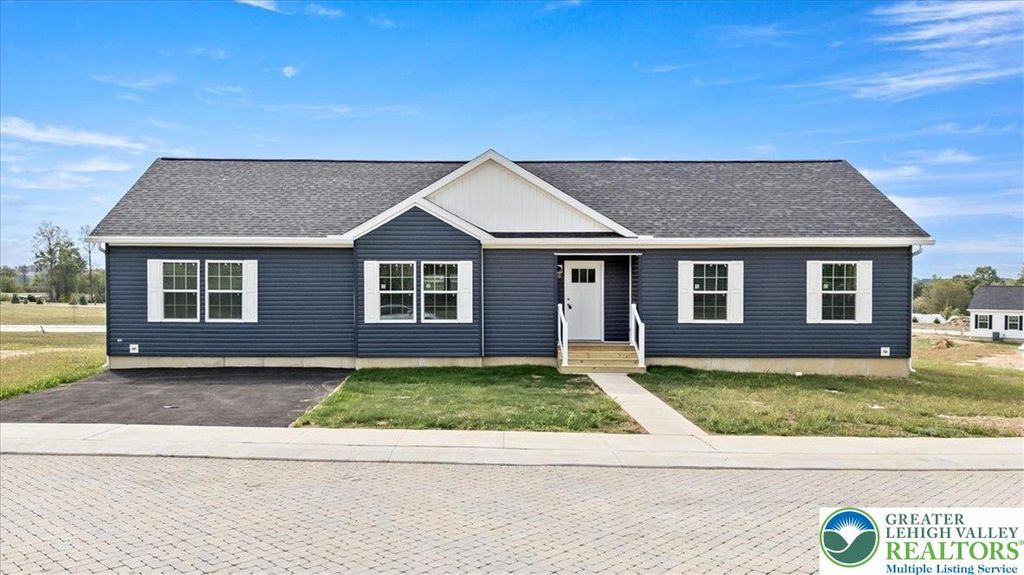 3983 Hastings Road, Lehigh Twp, PA 18088