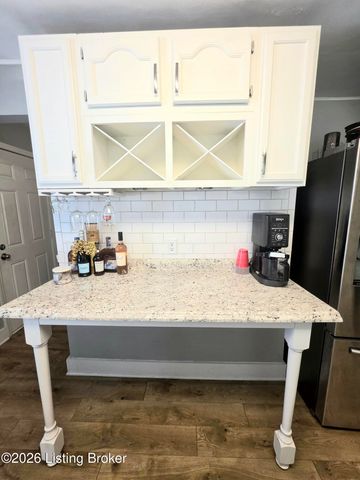 606 Plainview Ave, Louisville, KY 40223
