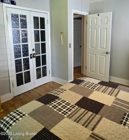 606 Plainview Ave, Louisville, KY 40223