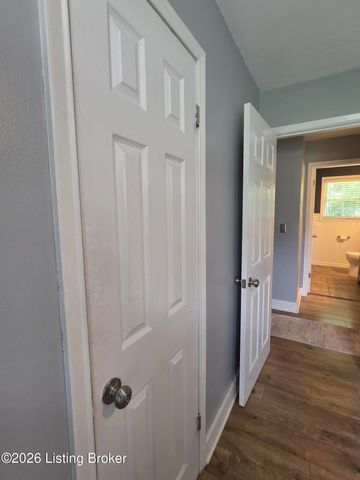 606 Plainview Ave, Louisville, KY 40223