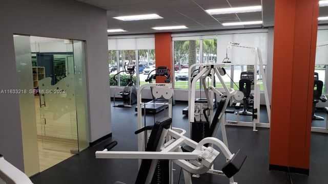 19380 Collins Avenue PH-7, Sunny Isles Beach, FL 33160