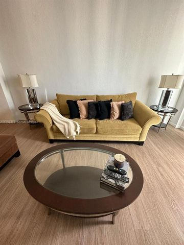 19380 Collins Avenue PH-7, Sunny Isles Beach, FL 33160