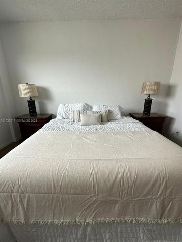 19380 Collins Avenue PH-7, Sunny Isles Beach, FL 33160