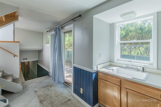 1130 Walsh Street, Grand Rapids, MI 49507