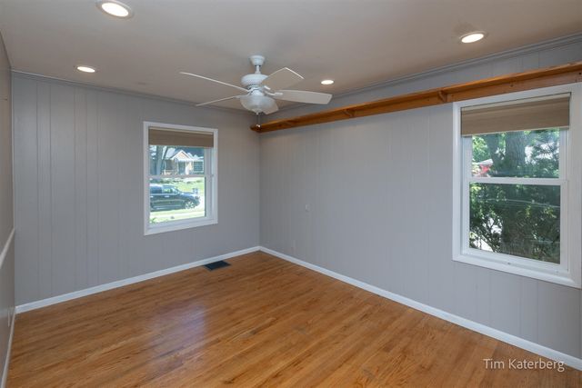 1130 Walsh Street, Grand Rapids, MI 49507