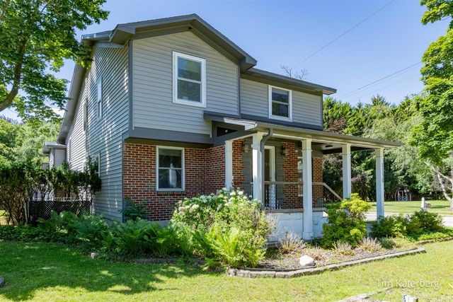 1130 Walsh Street, Grand Rapids, MI 49507