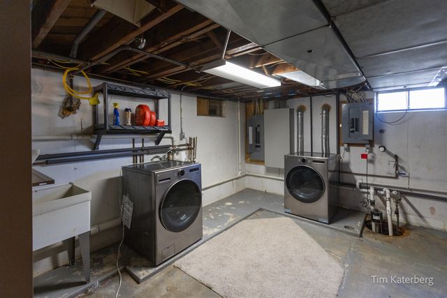 1130 Walsh Street, Grand Rapids, MI 49507