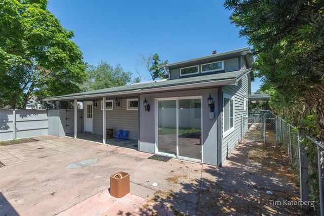 1130 Walsh Street, Grand Rapids, MI 49507
