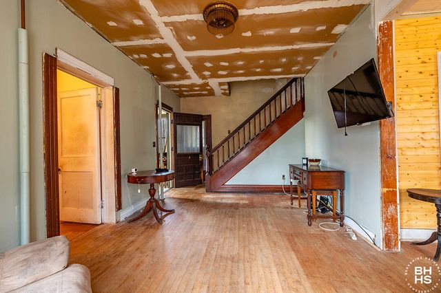 113 Forest Hill Avenue, Saranac Lake, NY 12983