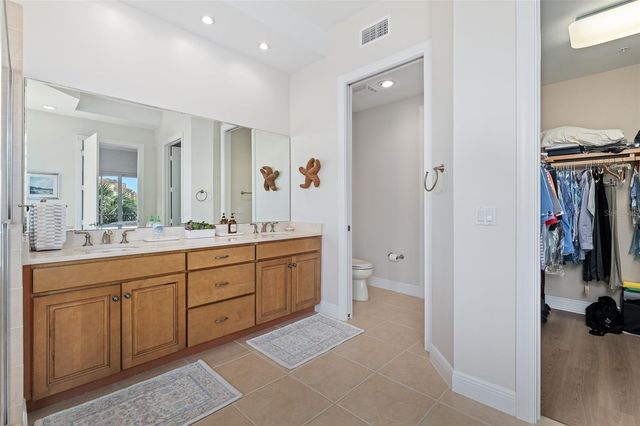 165 AVENUE DE LA MER 402, Palm Coast, FL 32137