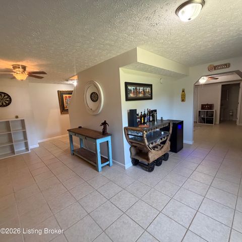 91 W Delia Way, Rineyville, KY 40162
