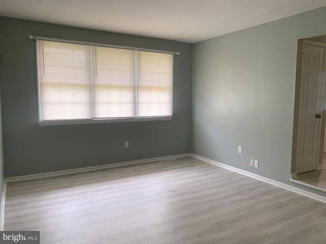 517 GARRICK RD, Hockessin, DE 19707