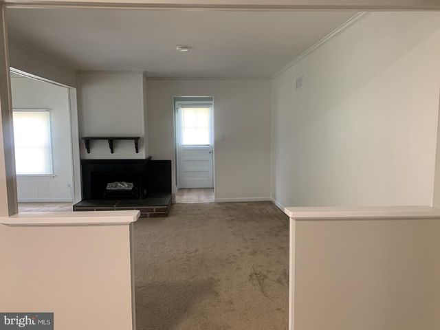517 GARRICK RD, Hockessin, DE 19707