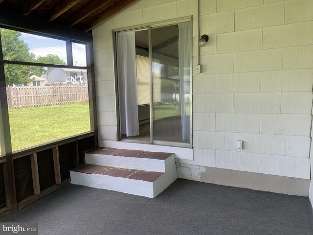 517 GARRICK RD, Hockessin, DE 19707