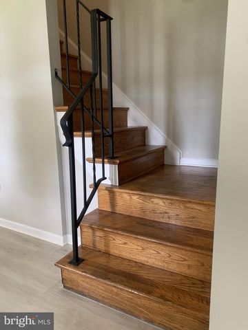 517 GARRICK RD, Hockessin, DE 19707