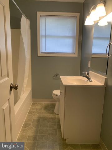 517 GARRICK RD, Hockessin, DE 19707