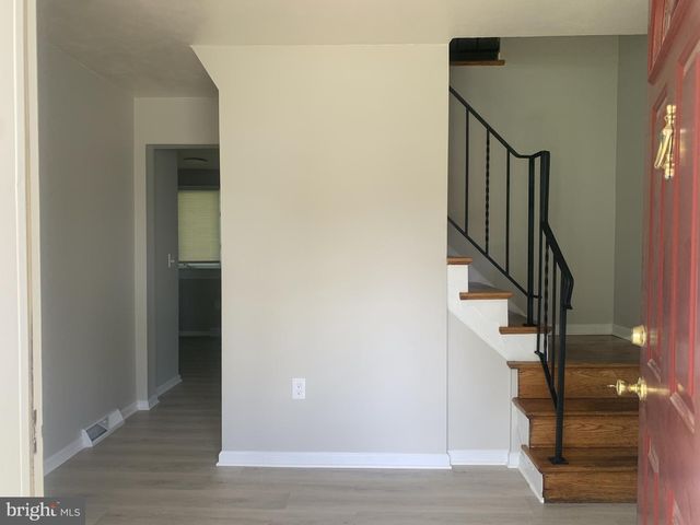 517 GARRICK RD, Hockessin, DE 19707