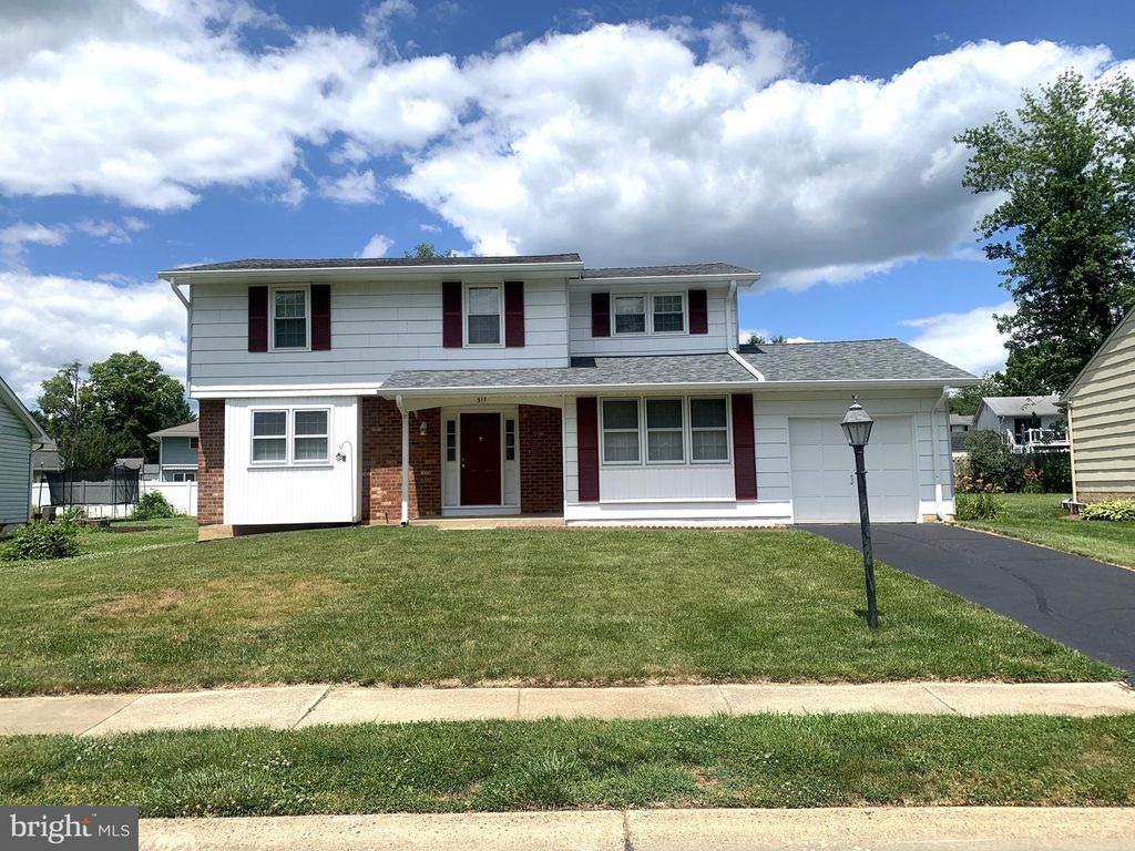 517 GARRICK RD, Hockessin, DE 19707