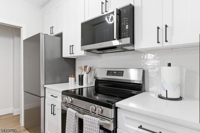 200 Paterson Ave 1A, East Rutherford Boro, NJ 07073