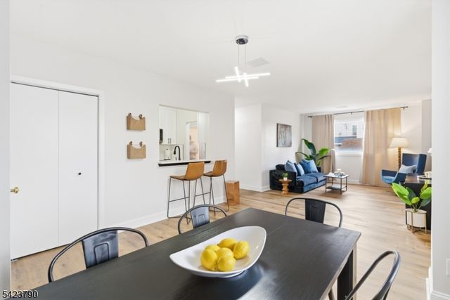 200 Paterson Ave 1A, East Rutherford Boro, NJ 07073