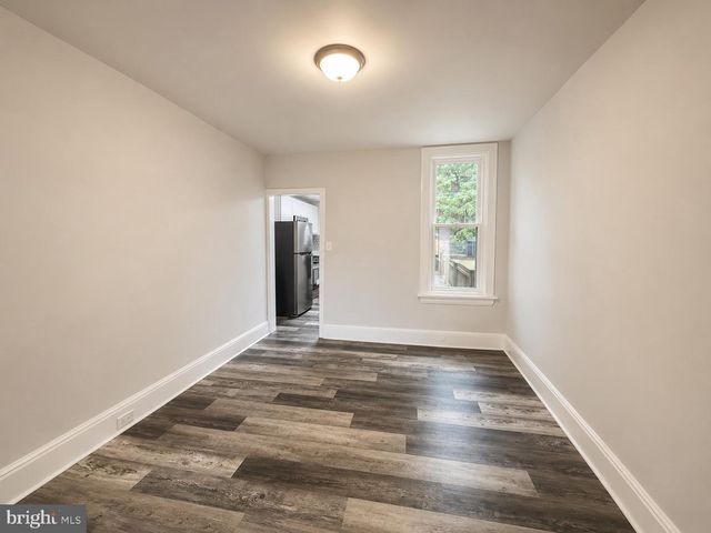 2209 LOGAN ST, Harrisburg, PA 17110