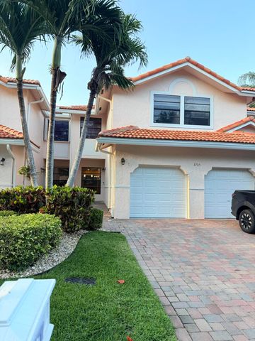8705 Vía Giula 4, Boca Raton, FL 33496