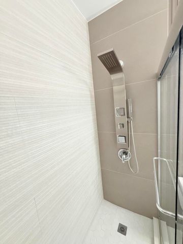 8705 Vía Giula 4, Boca Raton, FL 33496