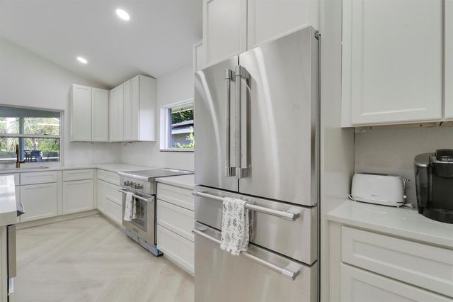 13760 Sand Crane Drive, Palm Beach Gardens, FL 33418