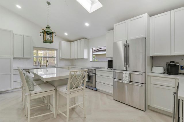 13760 Sand Crane Drive, Palm Beach Gardens, FL 33418