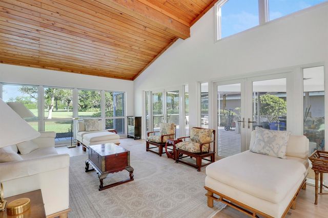13760 Sand Crane Drive, Palm Beach Gardens, FL 33418