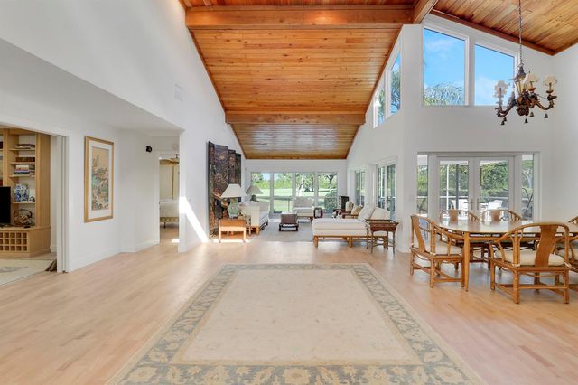 13760 Sand Crane Drive, Palm Beach Gardens, FL 33418