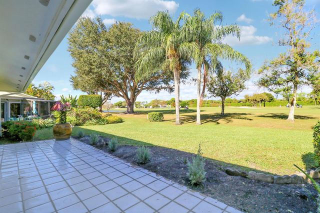 13760 Sand Crane Drive, Palm Beach Gardens, FL 33418