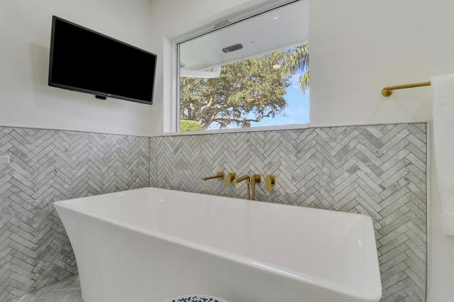 13760 Sand Crane Drive, Palm Beach Gardens, FL 33418