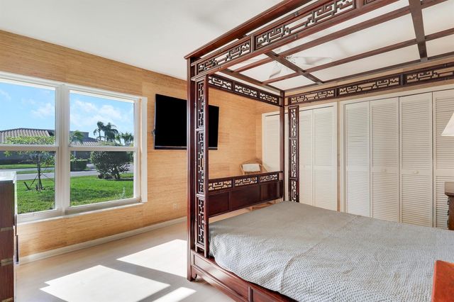 13760 Sand Crane Drive, Palm Beach Gardens, FL 33418