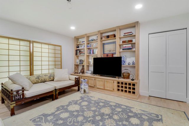 13760 Sand Crane Drive, Palm Beach Gardens, FL 33418