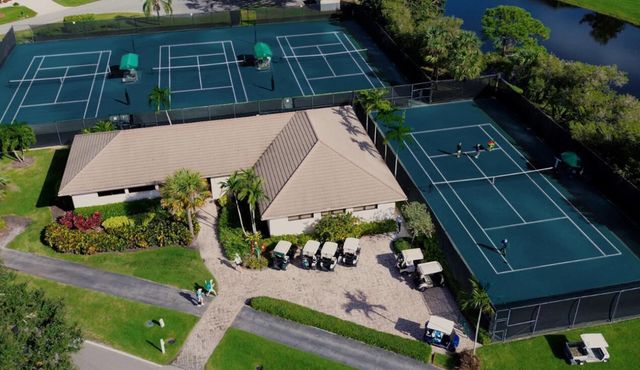 13760 Sand Crane Drive, Palm Beach Gardens, FL 33418