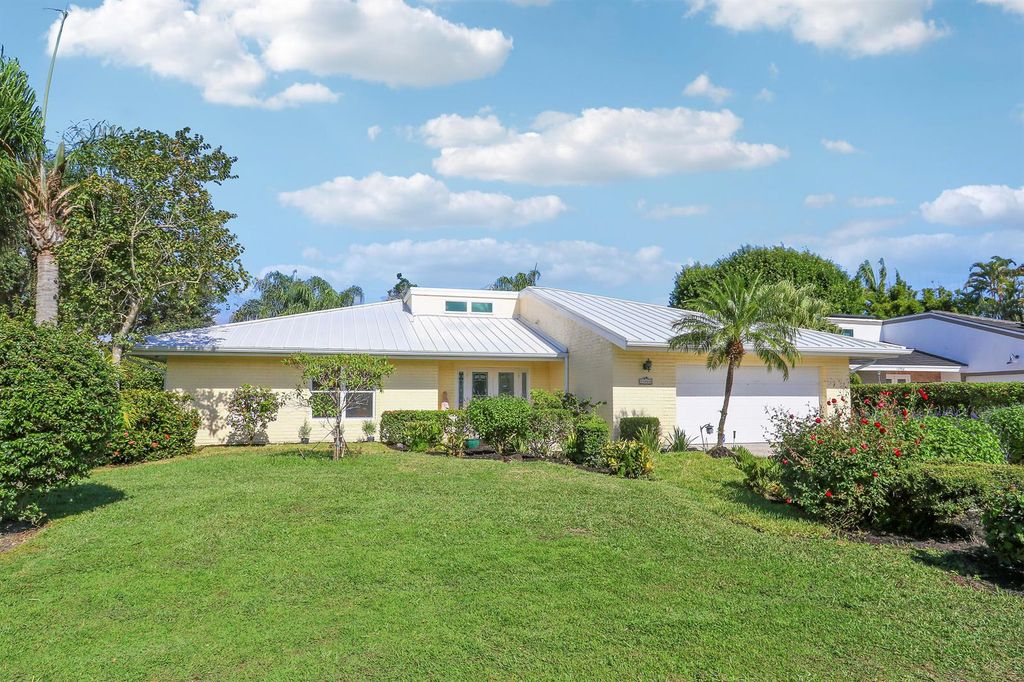13760 Sand Crane Drive, Palm Beach Gardens, FL 33418