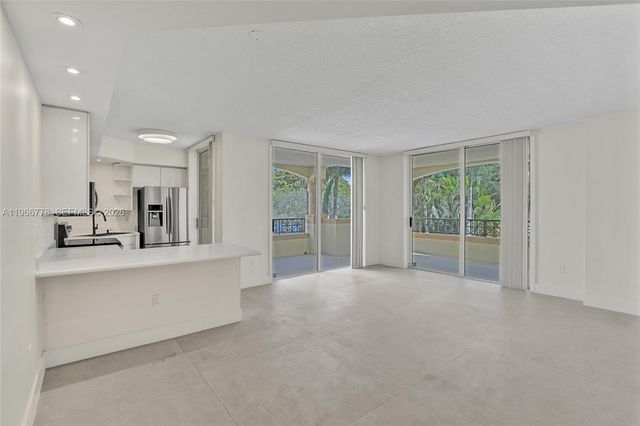 1834 Brickell Ave 31, Miami, FL 33129