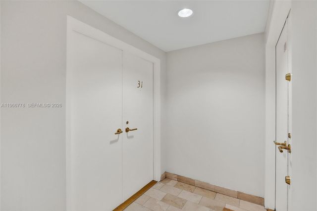 1834 Brickell Ave 31, Miami, FL 33129