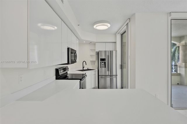 1834 Brickell Ave 31, Miami, FL 33129