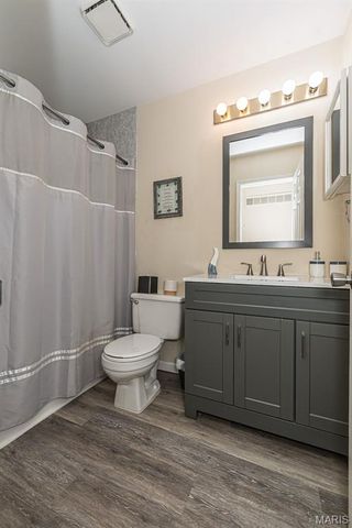 172 Autumn Chase Drive, St Charles, MO 63366