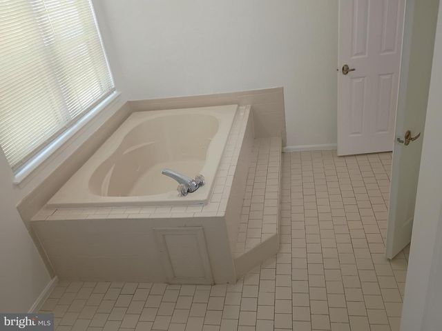 4805 ASHFORD PL, Upper Marlboro, MD 20772
