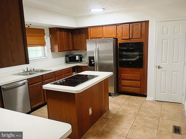 4805 ASHFORD PL, Upper Marlboro, MD 20772