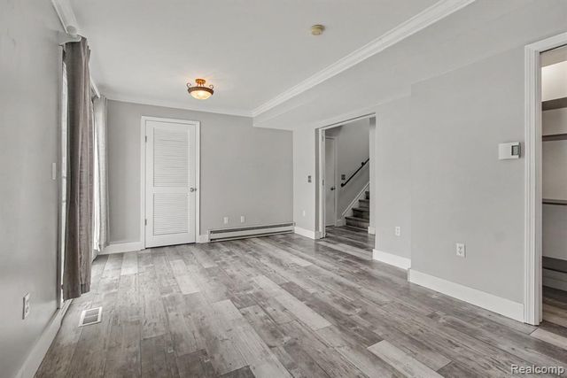 5335 Barbara Avenue, Trenton, MI 48183