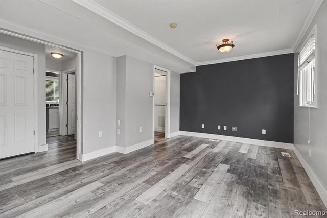 5335 Barbara Avenue, Trenton, MI 48183