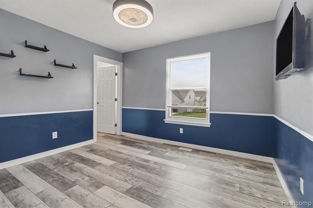 5335 Barbara Avenue, Trenton, MI 48183