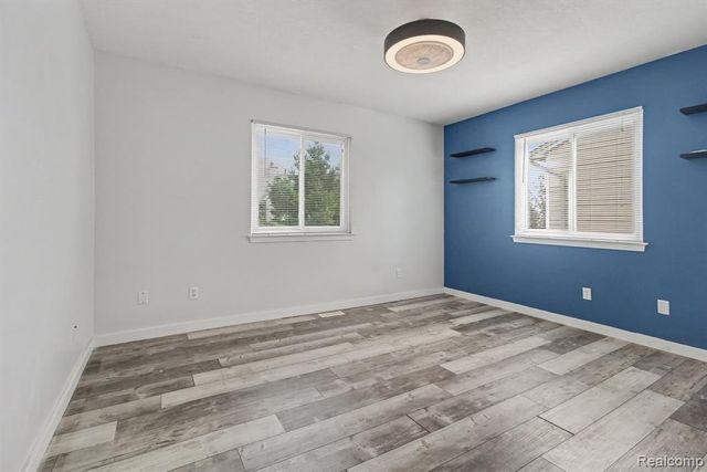 5335 Barbara Avenue, Trenton, MI 48183