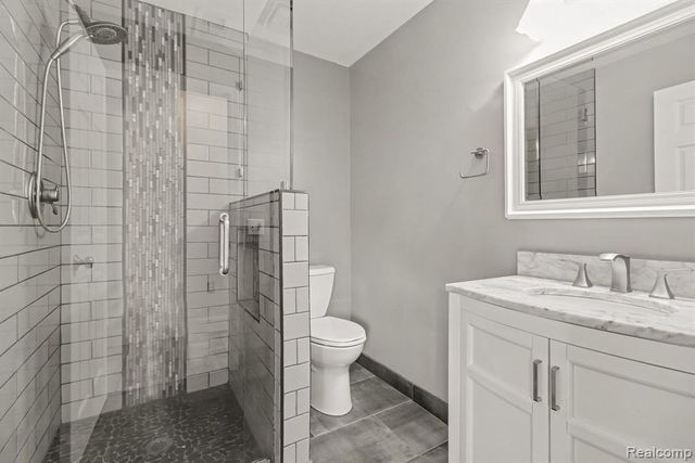 5335 Barbara Avenue, Trenton, MI 48183