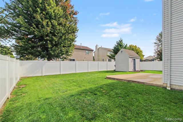 5335 Barbara Avenue, Trenton, MI 48183